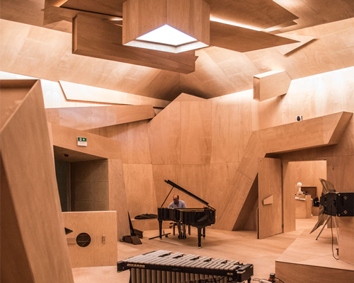 xavier veilhan turns the french pavilion into a spontaneous recording studio