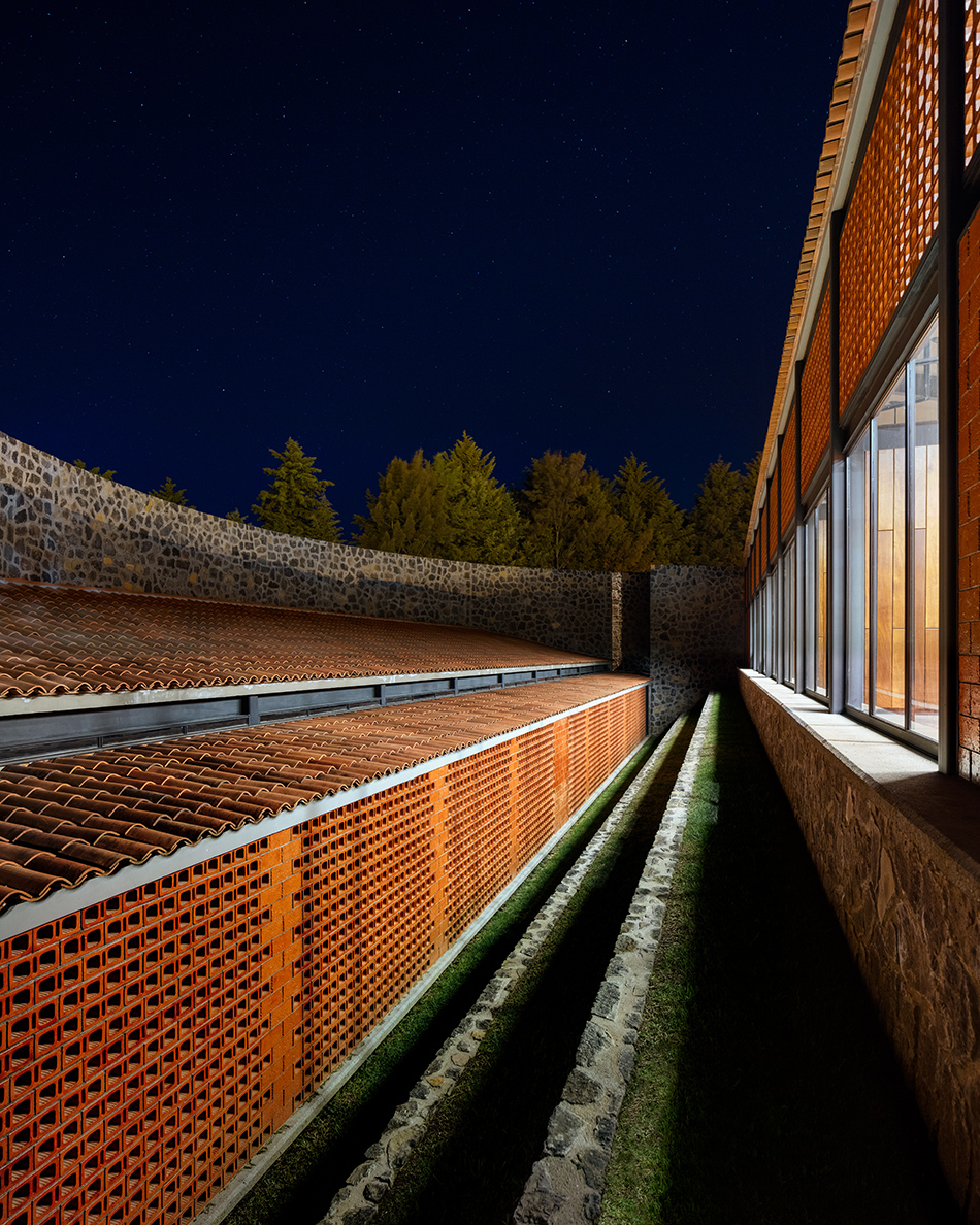 mauricio rocha + gabriela carrillo encircle courthouse in mexico with volcanic stone walls