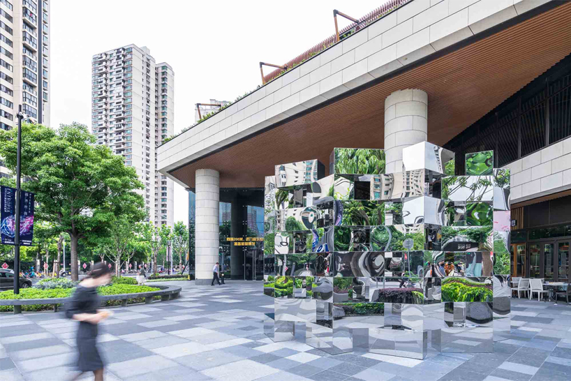 arnaud lapierre and UAP place immersive ring of mirrors in shanghai