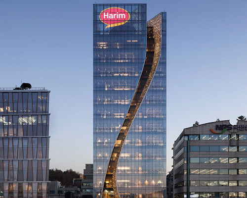 harim's new headquarters designed by beck group includes a sparkling slit across its façade