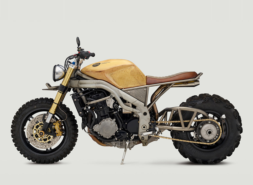 Triumph speed shop triple scrambler