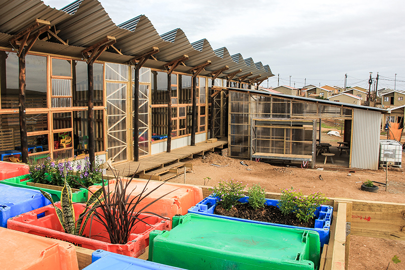 collectif saga collaboratively constructs preschool in south africa using local materials