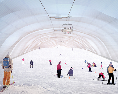 proposal for indoor skiing facility in turin establishes it as the first in the region and in italy