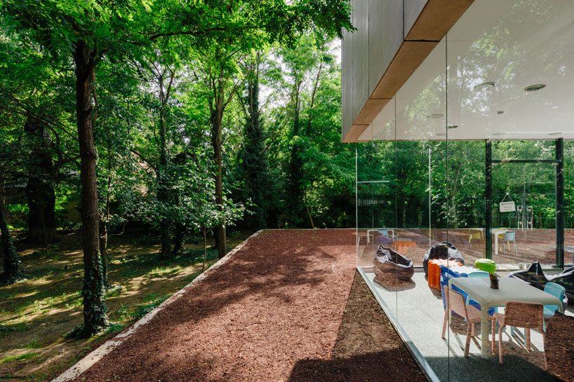 laboratory of architecture 3's mediatheque fills the deficit of the cultural facilities in tbilisi