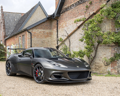 lotus evora GT430 supercar combines power and hand-craftsmanship