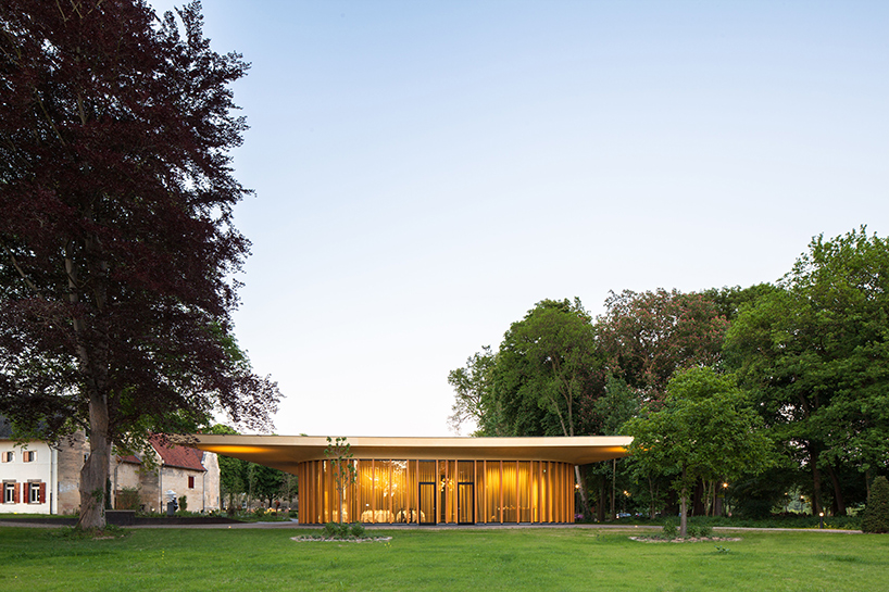 oversize roof tops mecanoo’s st. gerlach pavilion on dutch country estate