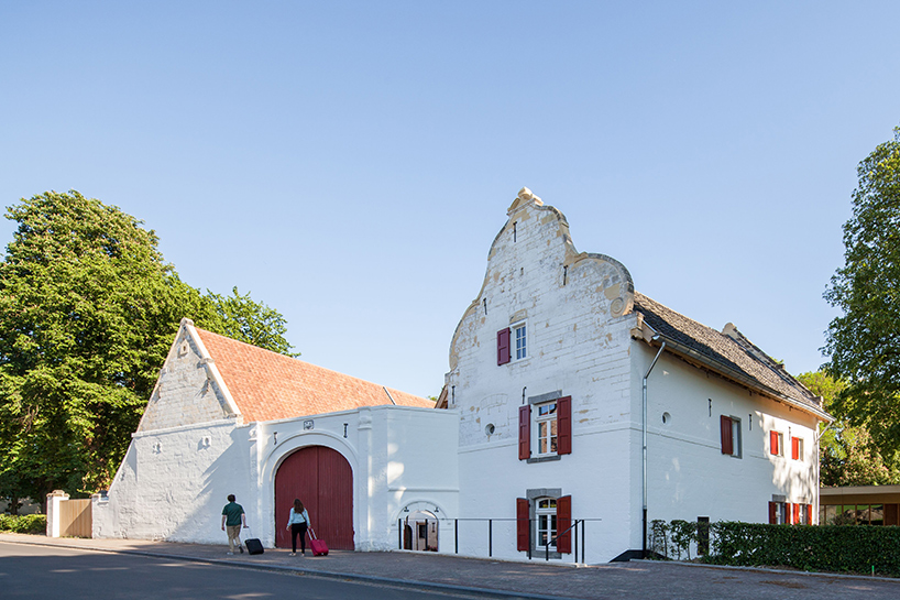 oversize roof tops mecanoo’s st. gerlach pavilion on dutch country estate