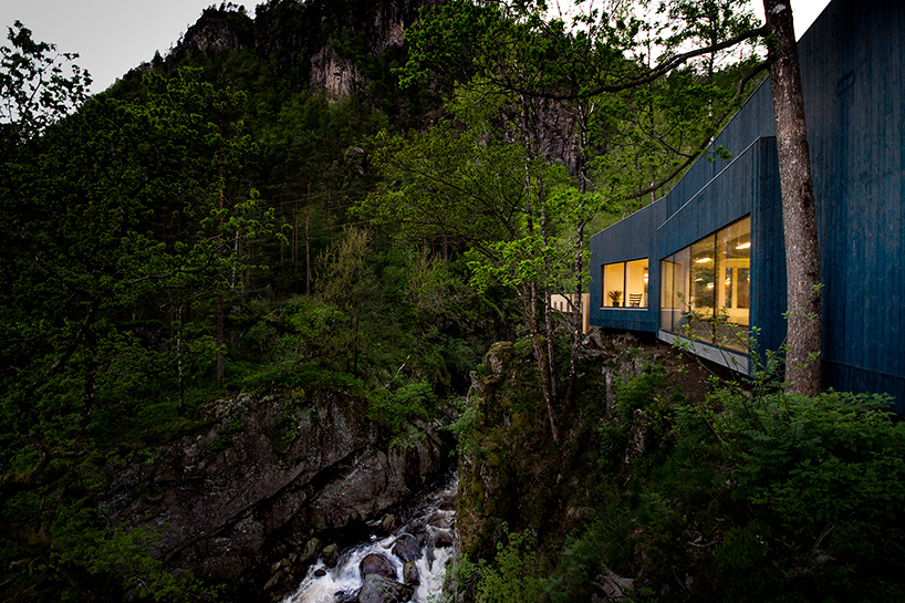 of interest point oslo completes kvåsfossen drage rever & architects visitor