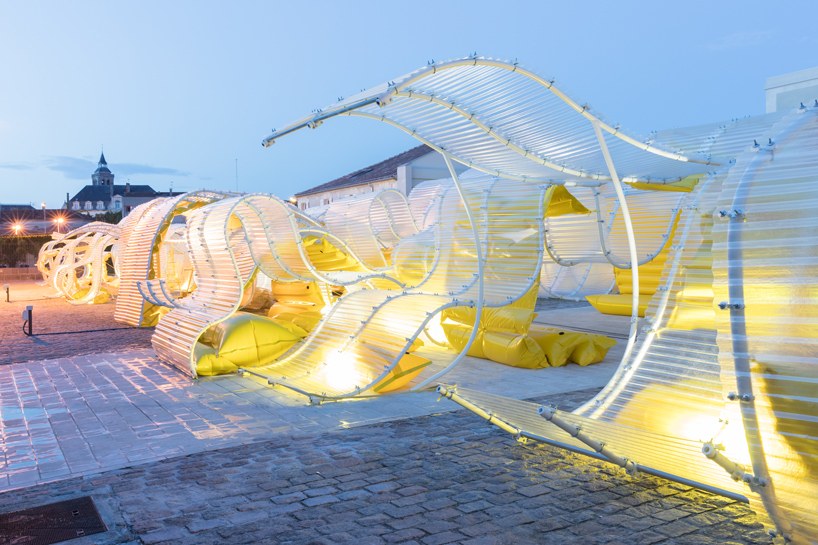 selgascano invades fondation d’entreprise martell's courtyard with transparent pavilion