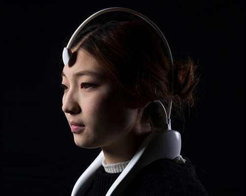 stella shen exposes the infinite loop of our addiction to technology