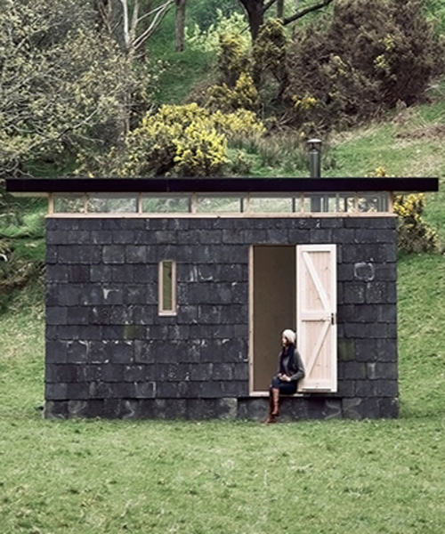 TRIAS' slate cabin fits perfect in the welsh highlands