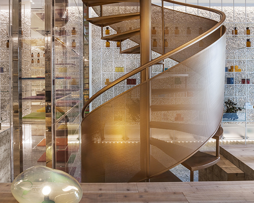 waterfrom's molecure pharmacy in taiwan offers a more interactive experience