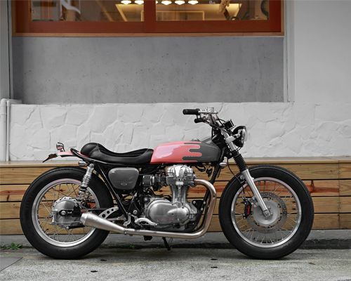 2LOUD crafts custom warm grey & popping pink kawasaki W800 motorcycle