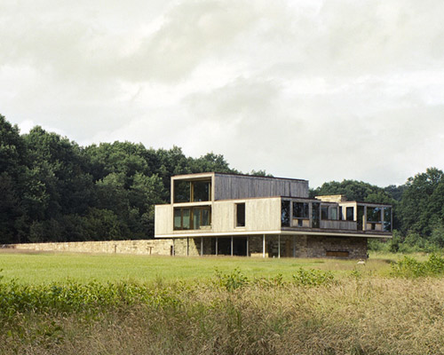 ard de vries architecten introduces landscape into sunlit home in the netherlands