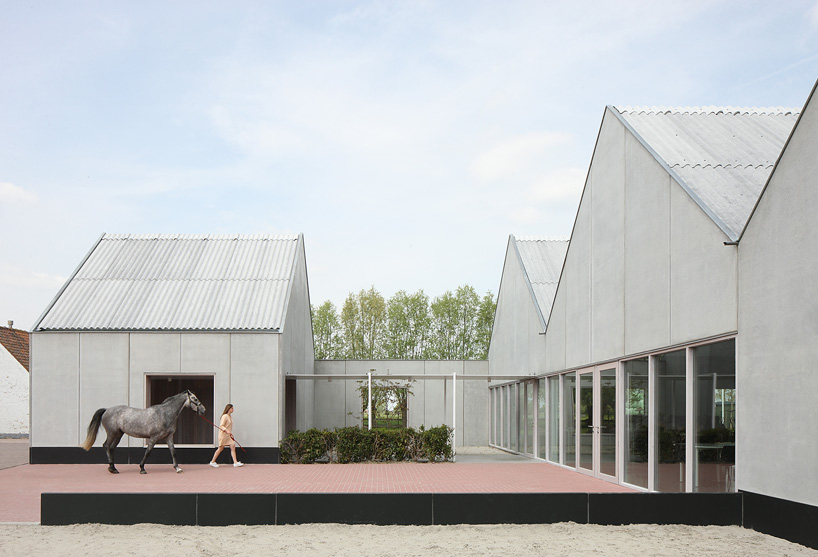 URA BCW leisure center woumen belgium