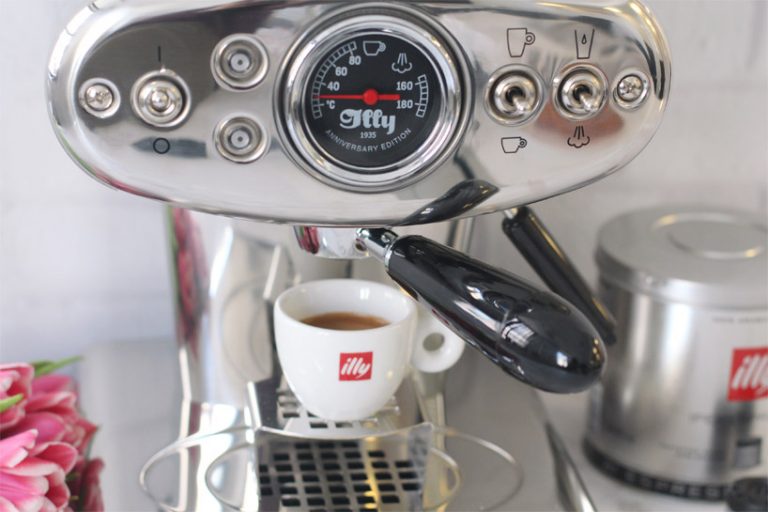 luca trazzi updates illy X1 espresso machine for anniversary edition
