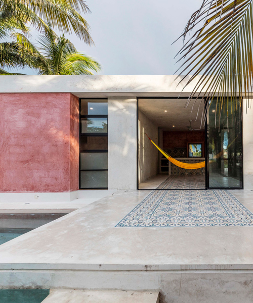 david cervera frames tropical views at 'el palmar' summer house in mexico
