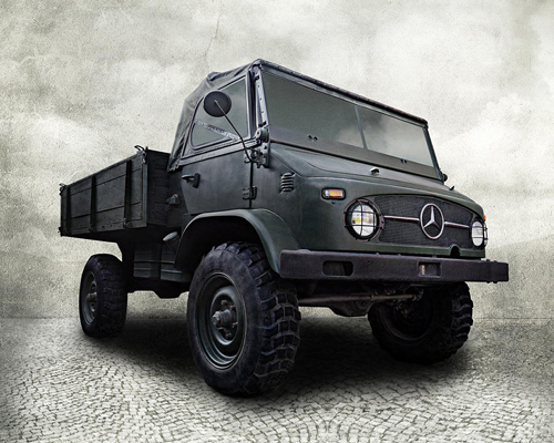mecedes-benz unimog S 404.111 4x4 is an olive multi purpose vehicle