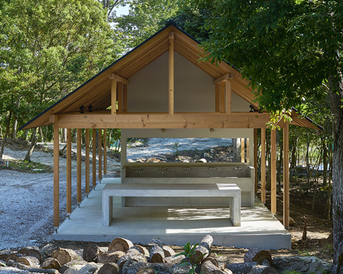mori no terrace designs a cooking and restroom space for osaka's 10,000 sqm campground