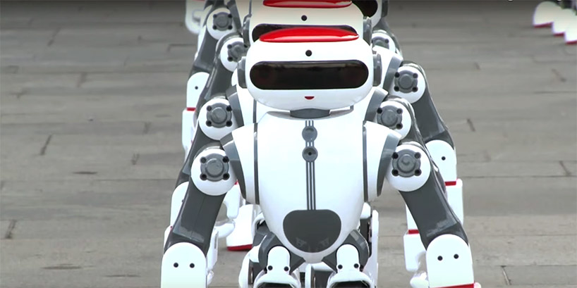 1069 robots dancing world record designboom