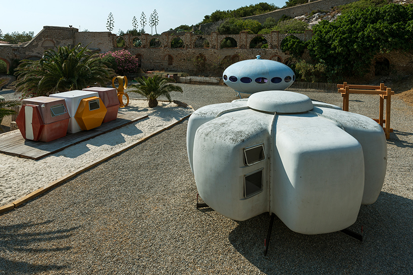 utopie plastic exhibition