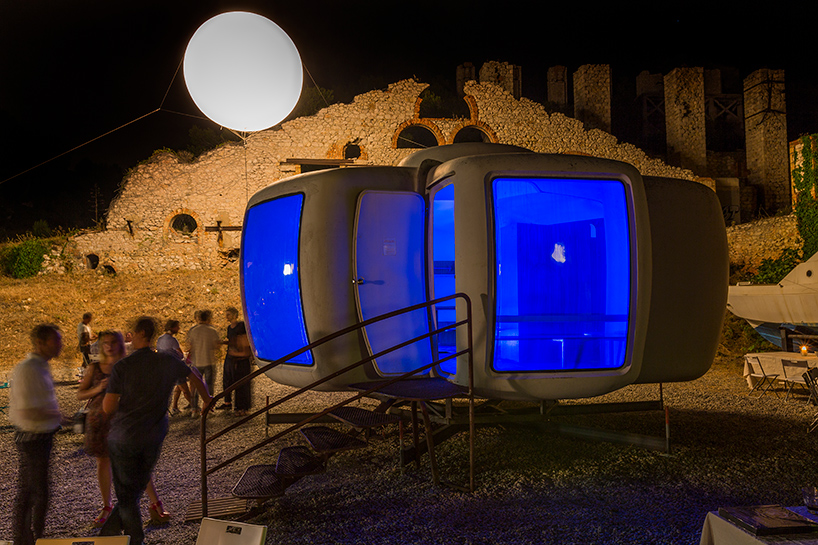 utopie plastic exhibition
