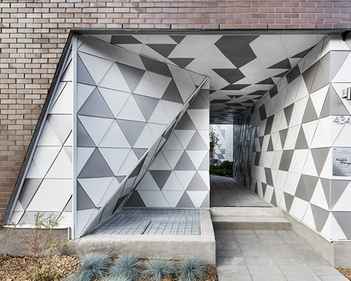 ADHOC's la géode in montreal includes a courtyard for housing optimization and fluidness