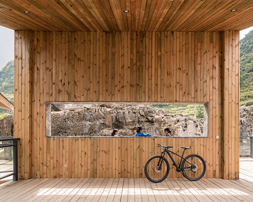 3andwich design's tourist center in china coheres with its overwhelming environment