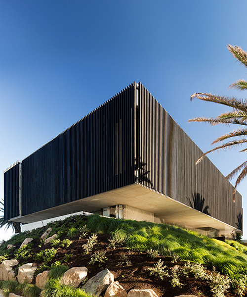TILT invigorates melbourne's stokehouse with a bi-folding timber-clad façade