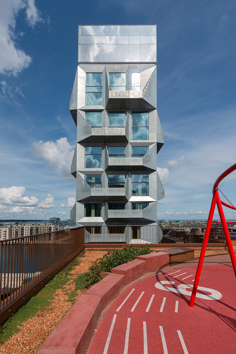andres gallardo silo building