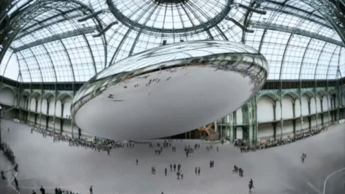 vincent leroy's grand palais mirror proposal makes you lose your mark