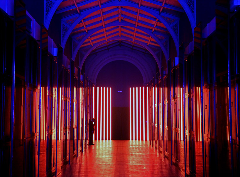 flynn talbot illuminates V&A museum gallery as a cathedral of light