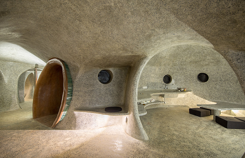 retro-futuristic gumpha house by shailesh devi/within N without