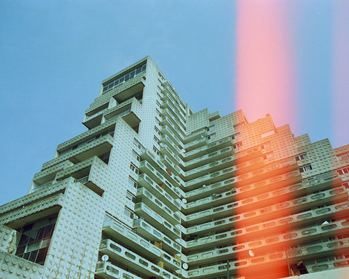 anthony saroufim captures les damiers complex in france before its demolition