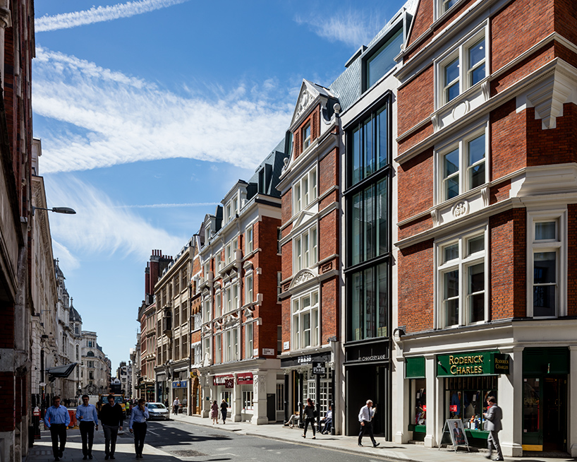 ORMS Slots Aluminum Clad Building Into A Victorian Alleyway In London   Orms Chancery Lane Designboom 10 