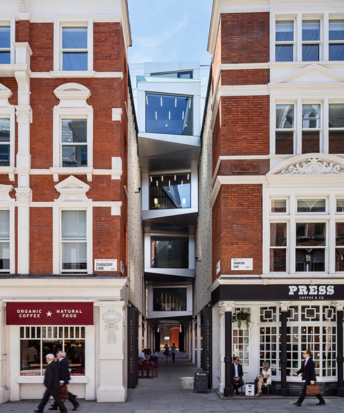 ORMS slots aluminum-clad office + residence into a victorian alleyway in london
