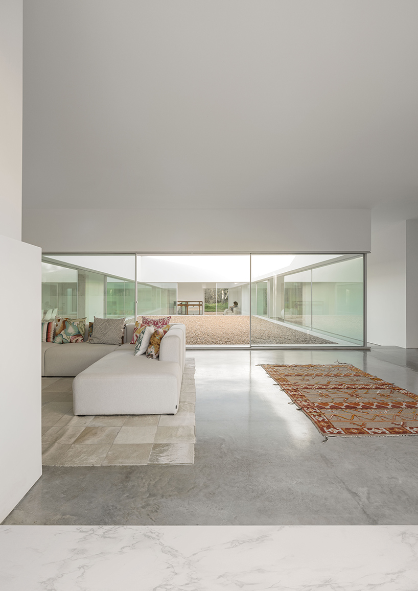 PROMONTORIO patio house