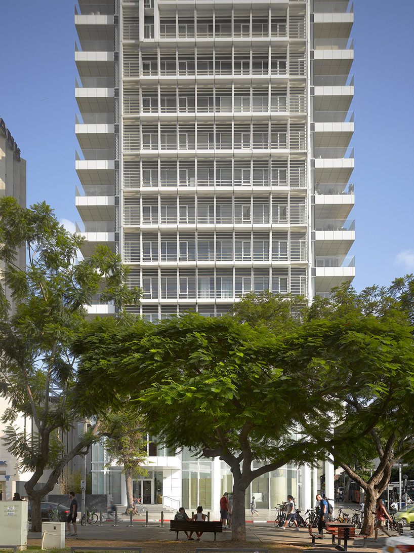 richard meier rothschild tower