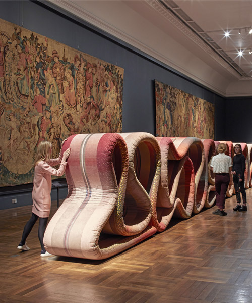 ross lovegrove snakes 21-meter-long three dimensional tapestry in V&A