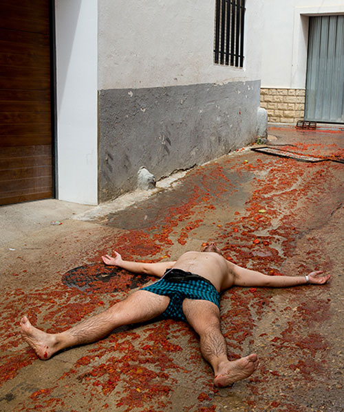 martin parr and wolfgang tillmans in secret auction to fight hepatitis C