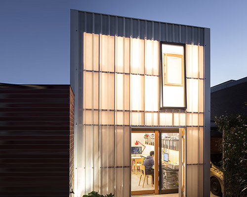 krisna cheung combines work and play with design of 'cubby office' in melbourne