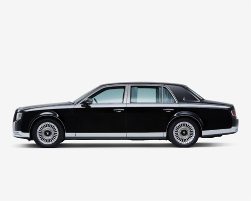 luxurious toyota century saloon showcased at tokyo motor show 2017