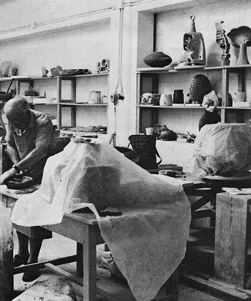 LAUFEN exhibits sculptures from 1963 - 1969 ceramics art symposium gmunden