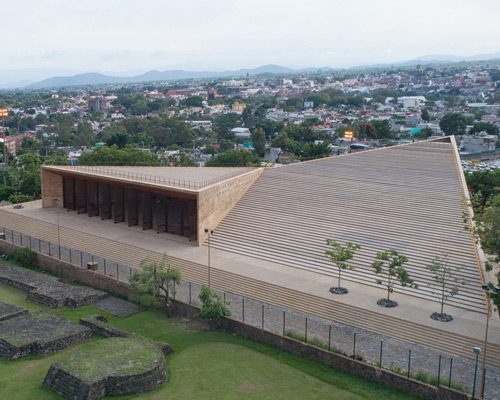 isaac broid + PRODUCTORA frame views of pyramid ruins at teopanzolco cultural center