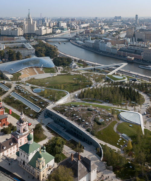 iwan baan photographs diller scofidio + renfro-designed zaryadye park in central moscow
