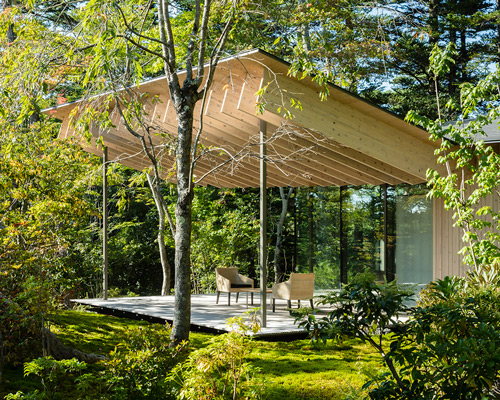 kengo kuma's mountainside guesthouse mimics the motion of local japanese birds in flight