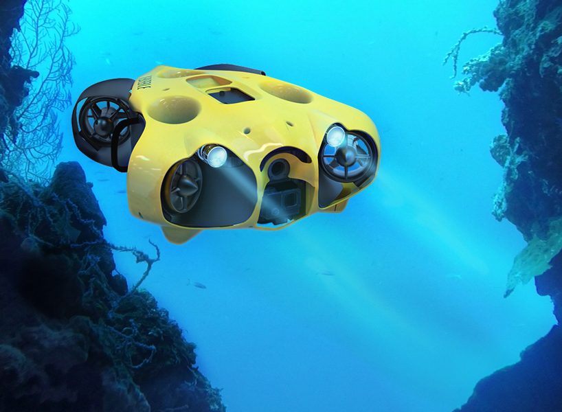 a submarine drone that freely captures your underwater journey in high definition