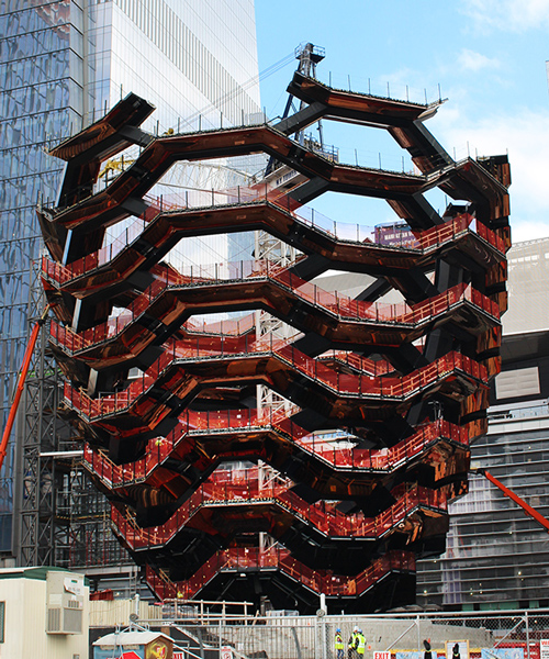 vessel rising: heatherwick studio's landmark structure takes shape in new york