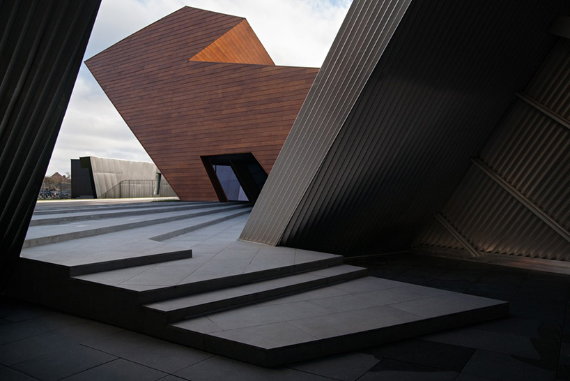 totement/paper totement paper