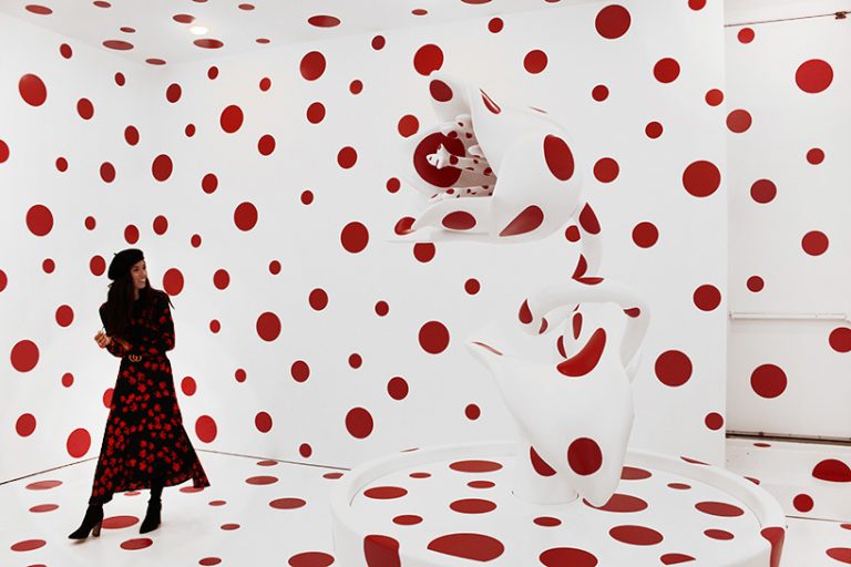 yayoi kusama's 'festival of life' at david zwirner gallery features new